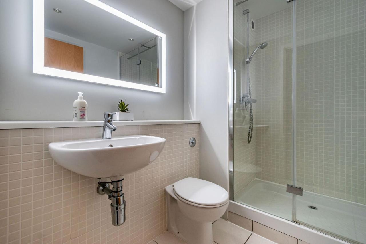 אדינבורו Amazing Apartments - Cables Wynd Near The Shore - Free Parking מראה חיצוני תמונה
